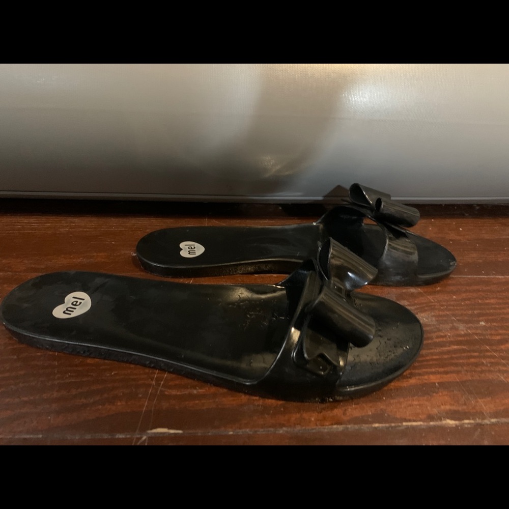 100% Authentic Melissa Black Pool Slide. GUC